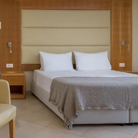 Royal 5* Линдос